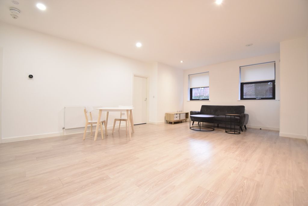 Property photo 2 of 9 Dsc_0433