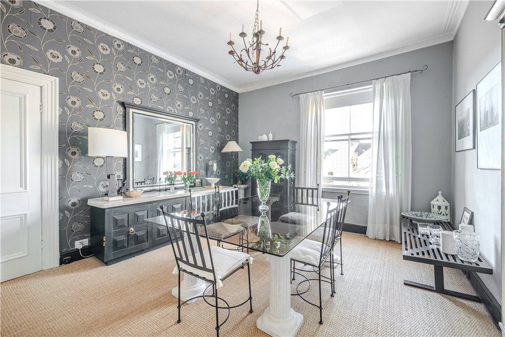 Property photo 3 of 10 Double Bedroom