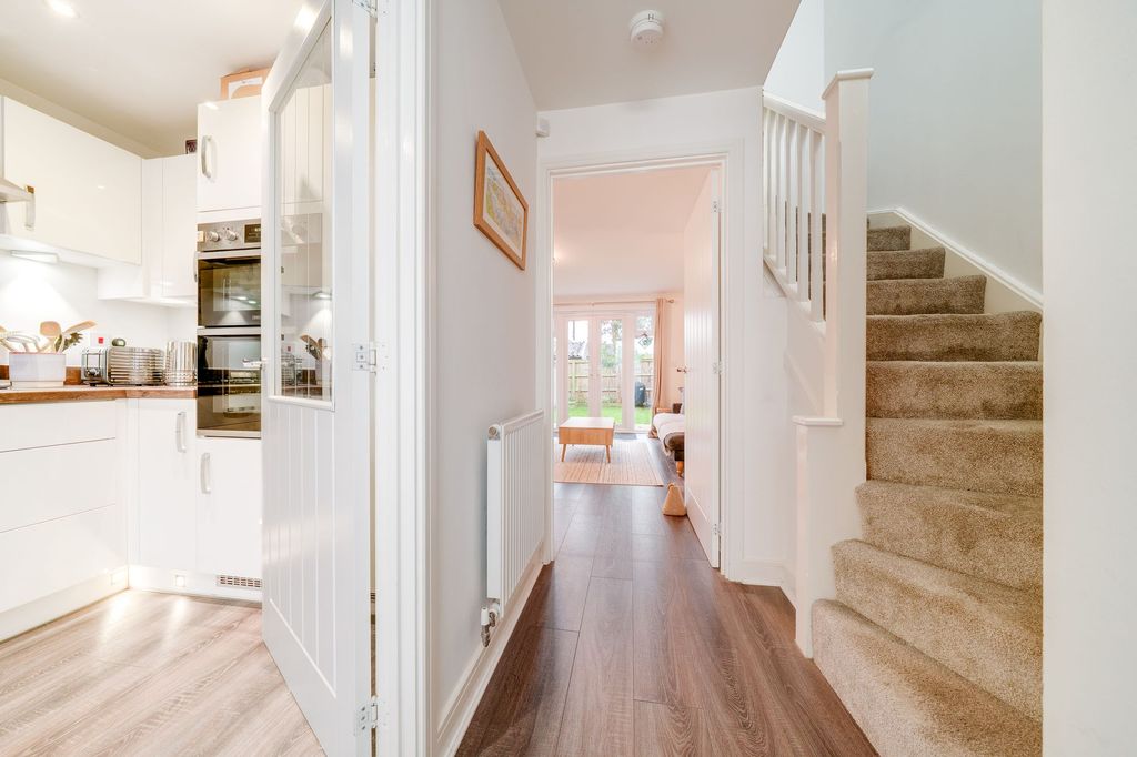 Property photo 3 of 13 Hall