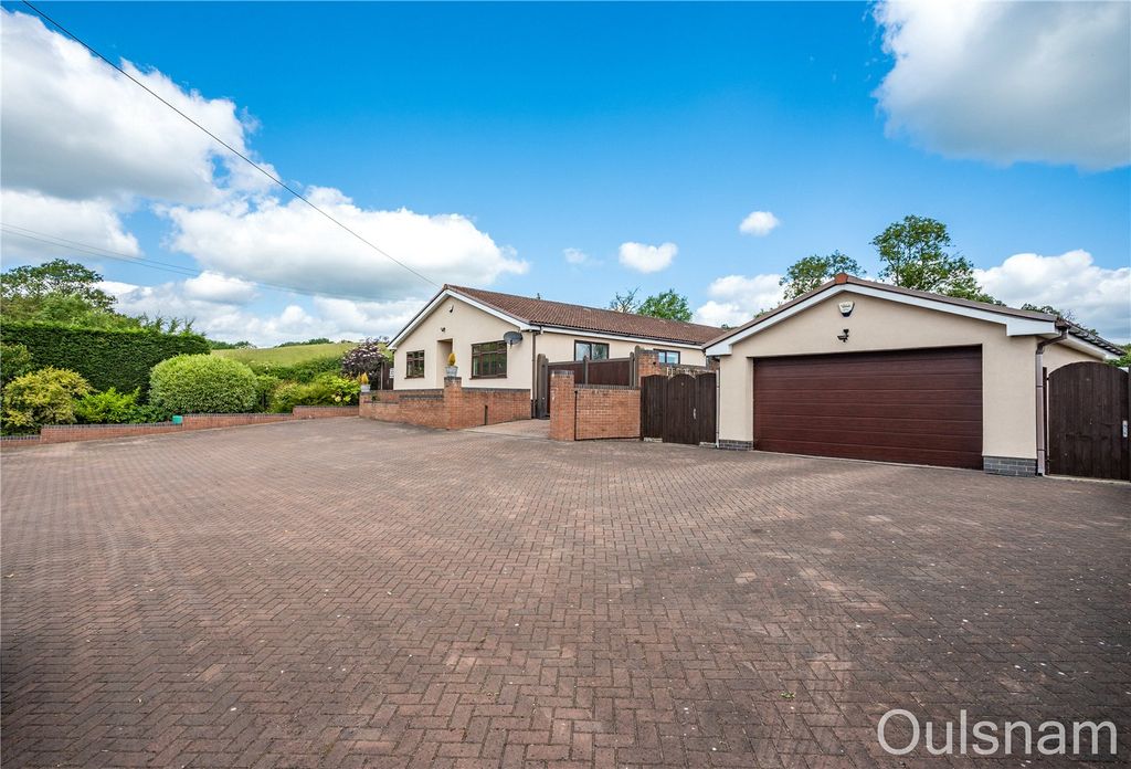 Property photo 2 of 32 Picture No. 46