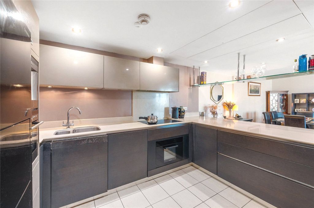 Property photo 2 of 26 Kitchen