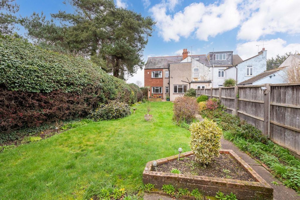 Property photo 1 of 19 Rear Garden