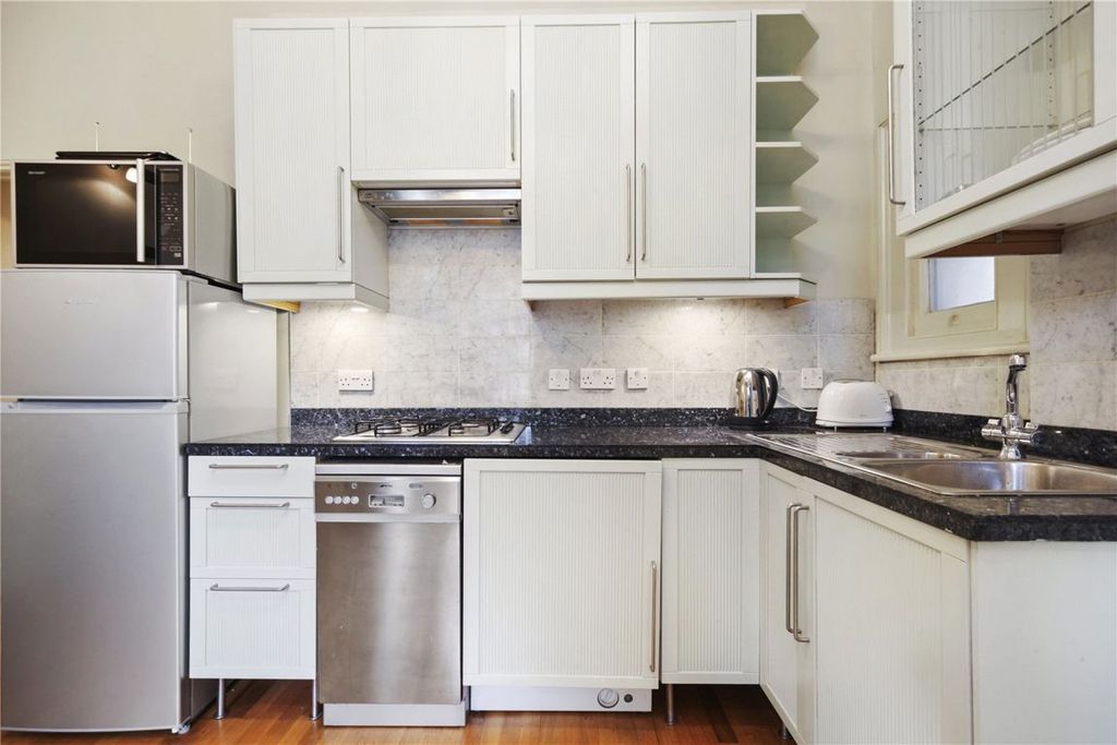 Property photo 2 of 4