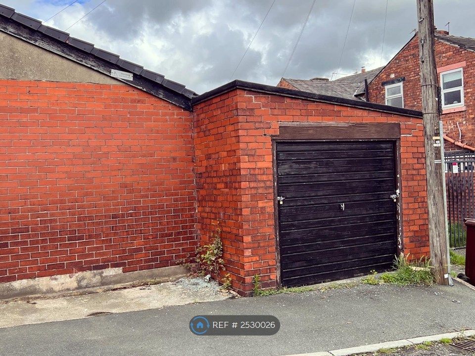 Property photo 2 of 20