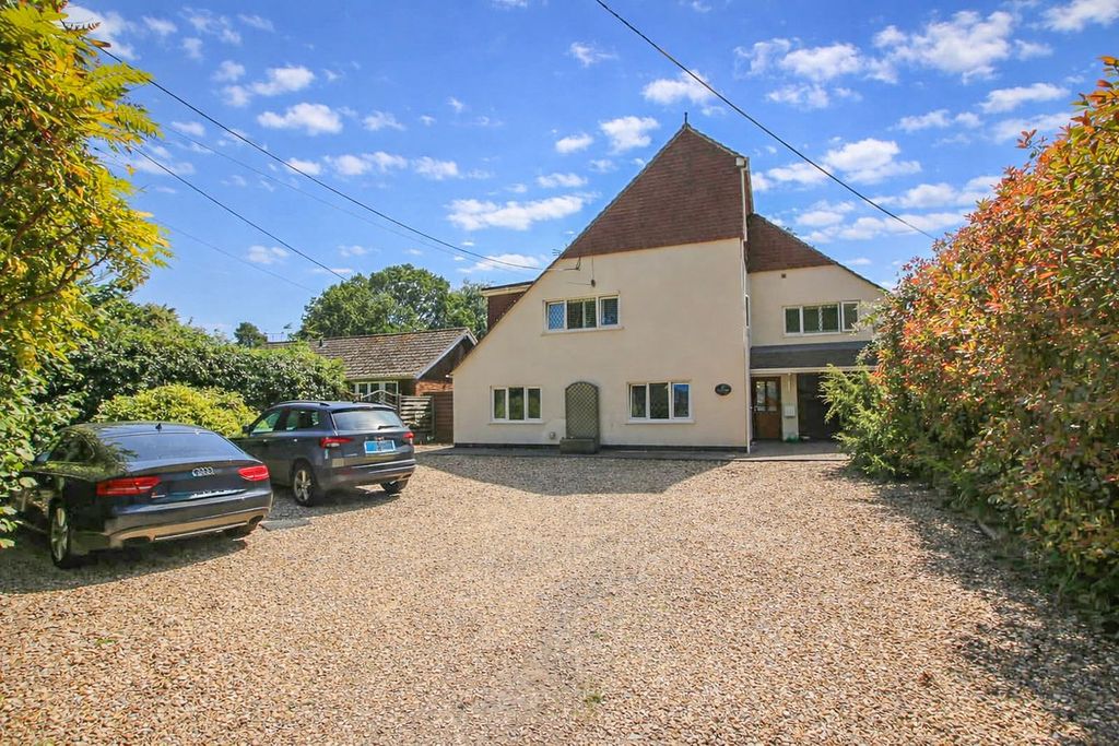 Property photo 1 of 23