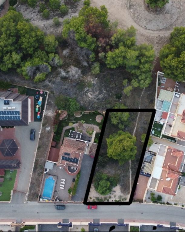 Property photo 1 of 1