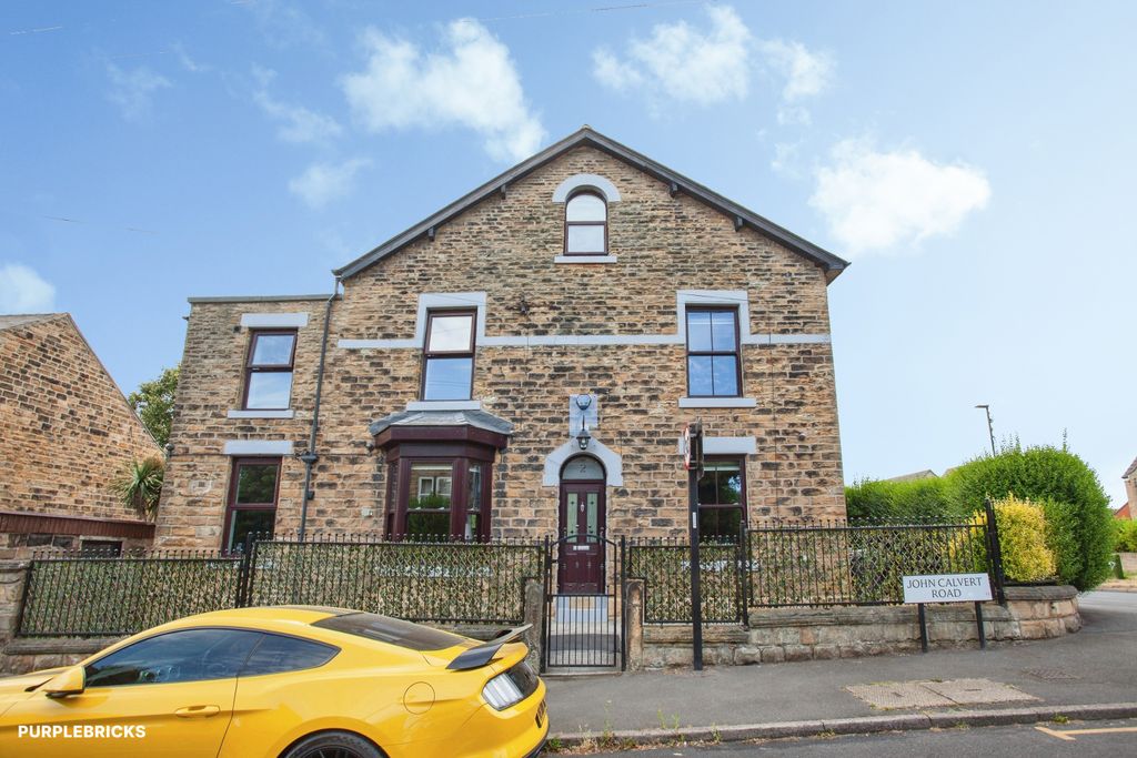 Property photo 1 of 23