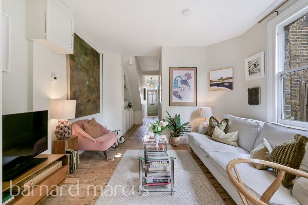 Property photo 2 of 13