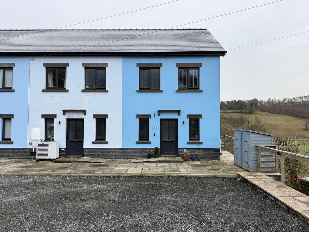 Property photo 2 of 46