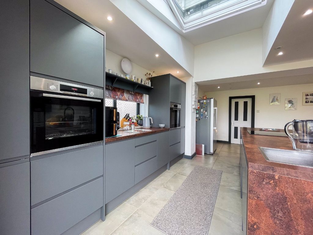 Property photo 3 of 23 4148216