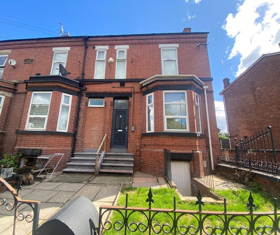 Property photo 1 of 11
