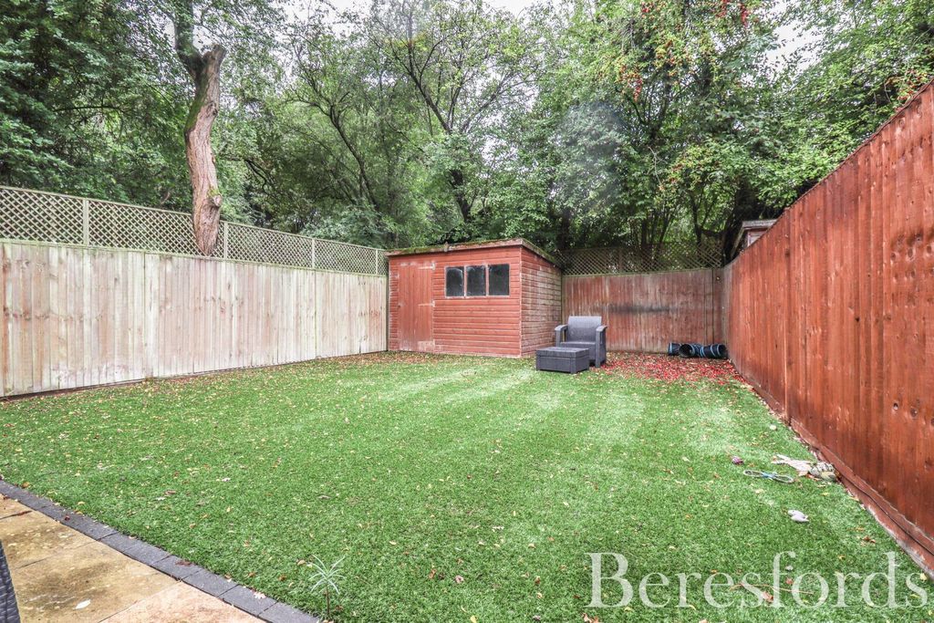 Property photo 2 of 4 Picture No. 15