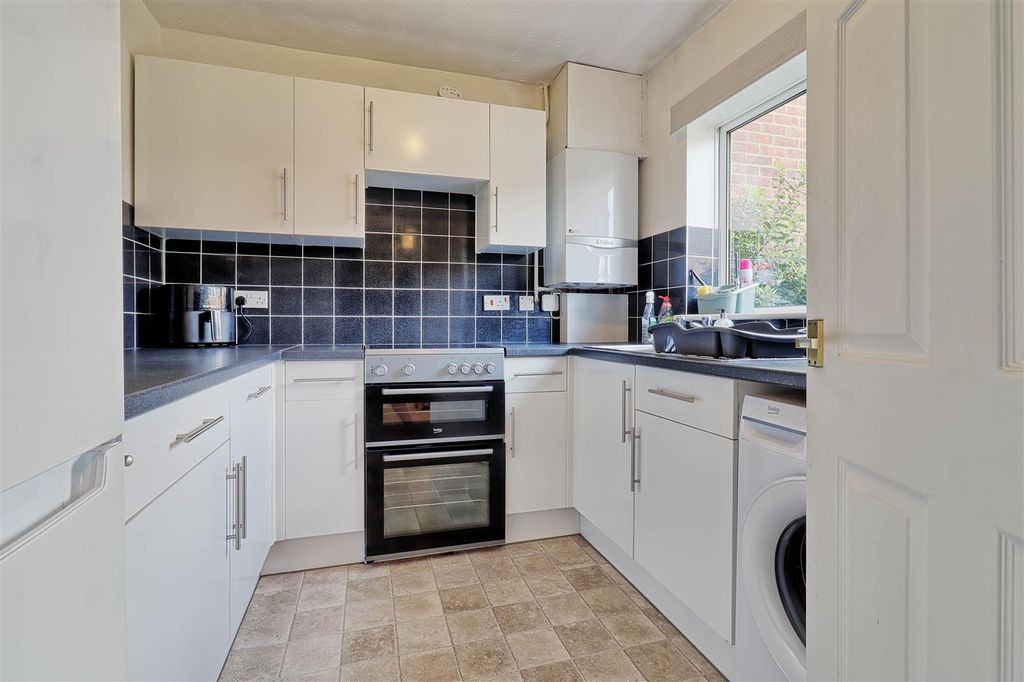 Property photo 2 of 14 Kitchen.Jpg