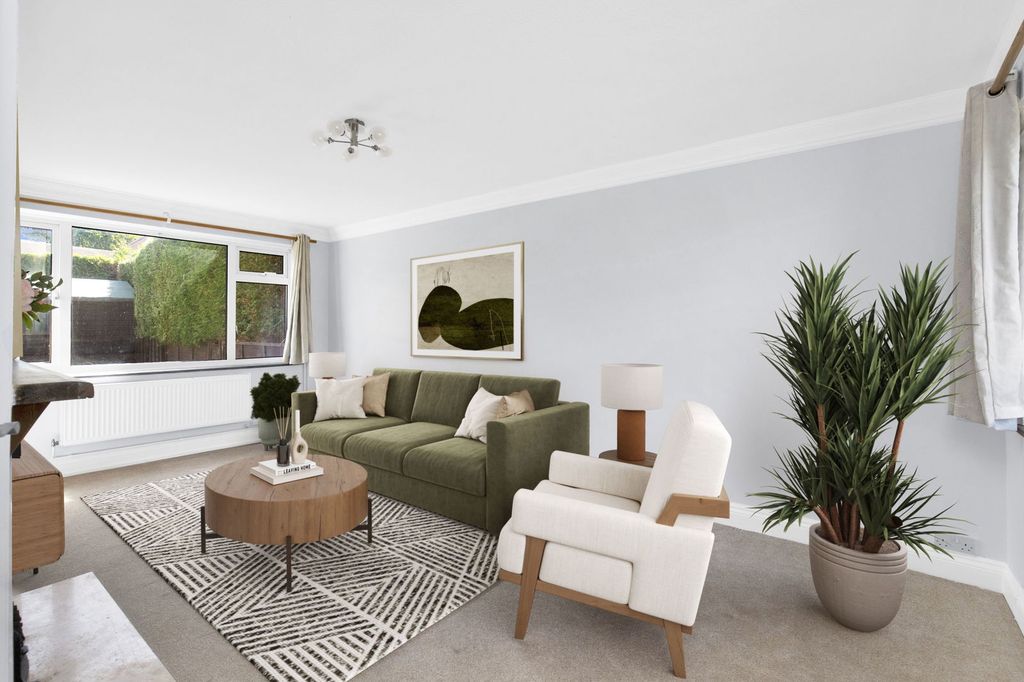 Property photo 3 of 19