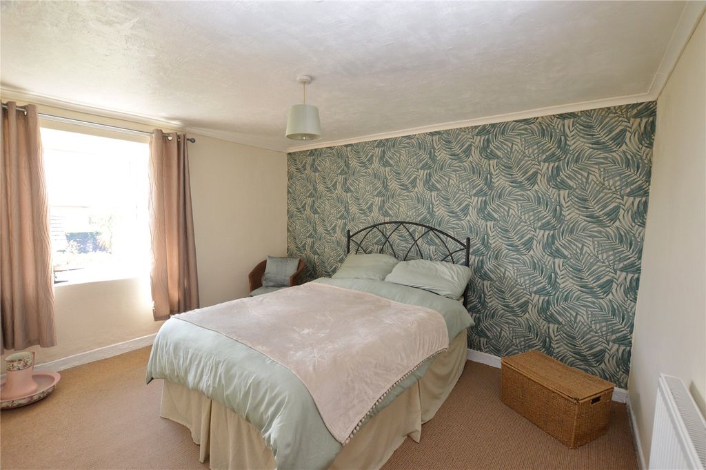 Property photo 3 of 15 Picture No. 36