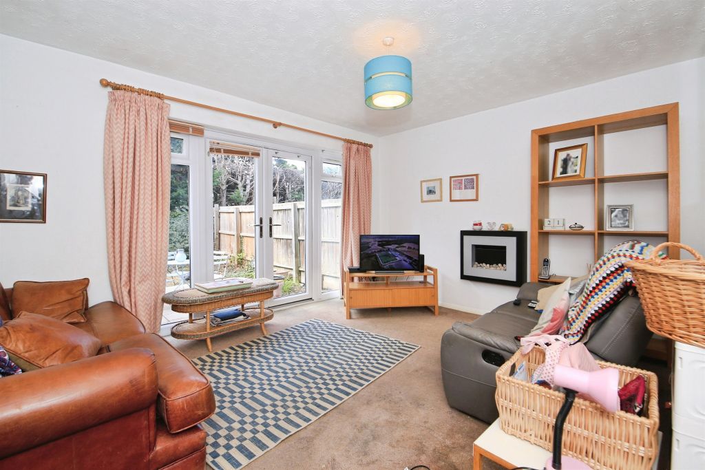 Property photo 2 of 15