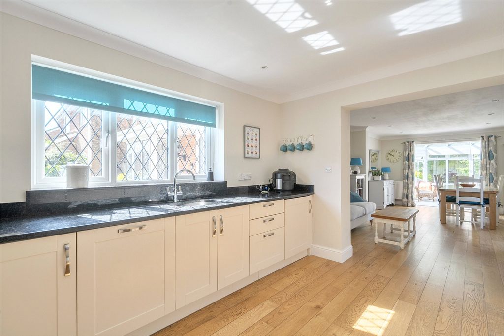Property photo 3 of 16 Picture No. 06
