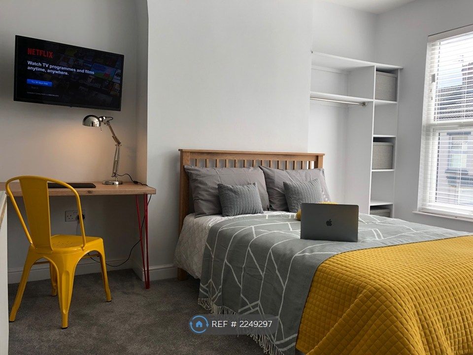 Property photo 3 of 15