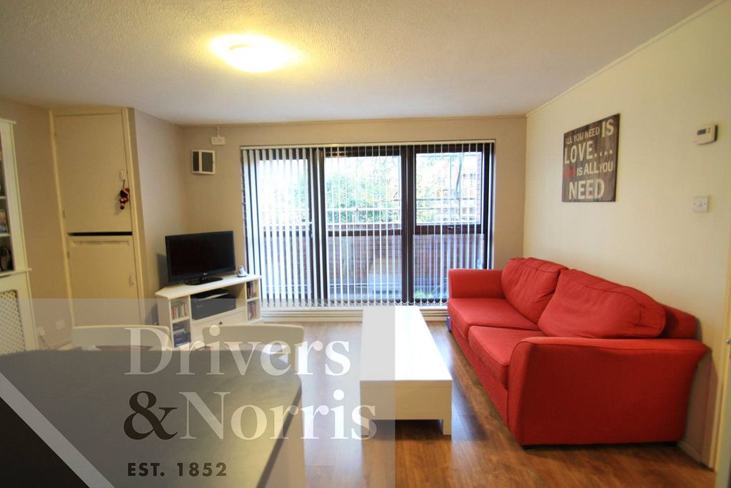 Property photo 2 of 7 Picture No. 11