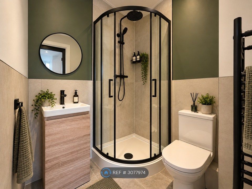 Property photo 3 of 11 Bed 1 En Suite