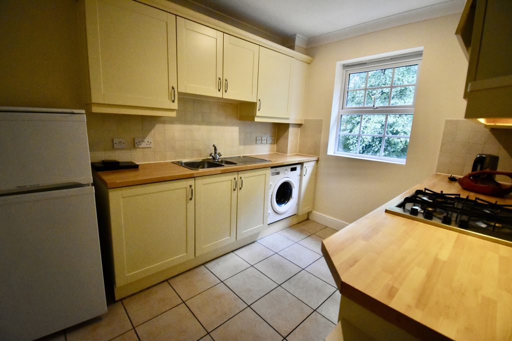 Property photo 2 of 7 Dsc_0372