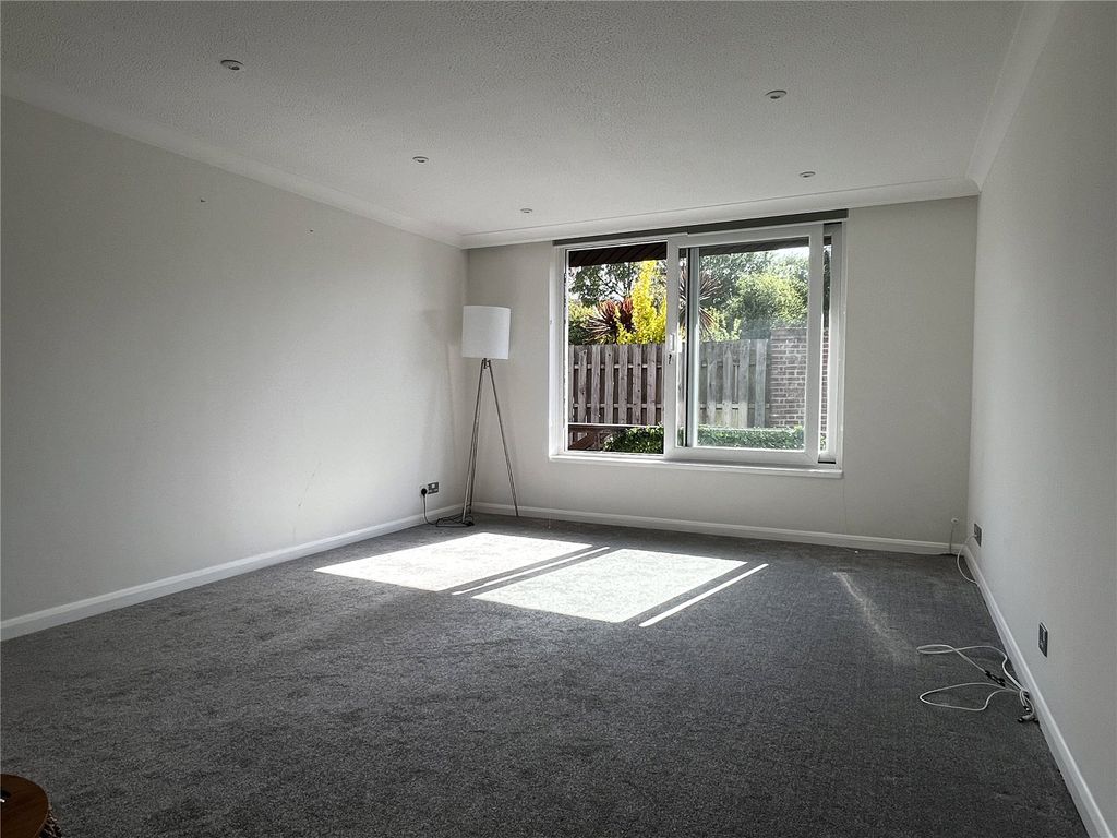 Property photo 2 of 13 Sitting Room