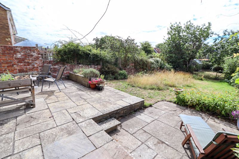 Property photo 3 of 26 Garden