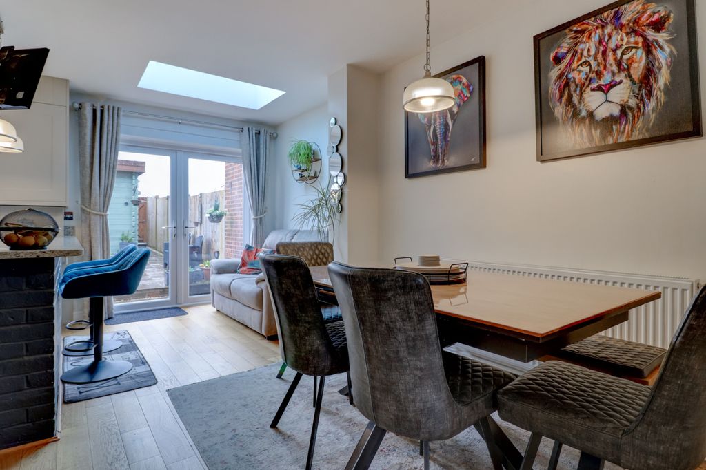 Property photo 3 of 16 Picture No. 08