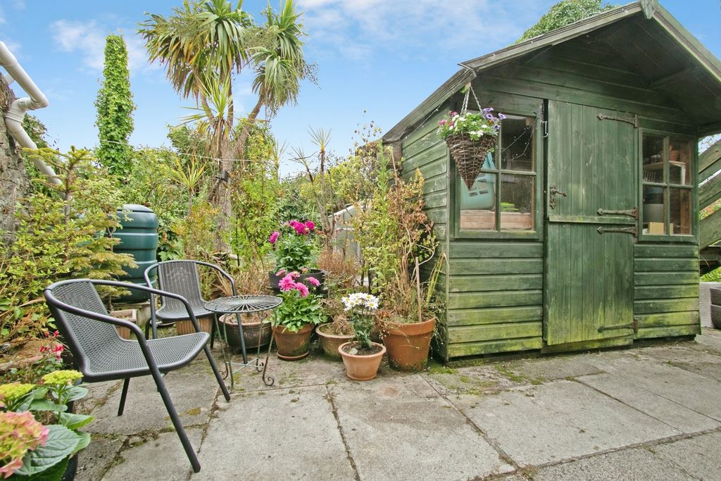 Property photo 3 of 16 Pbox-Img.Jpg