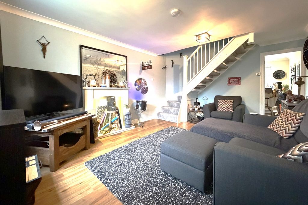 Property photo 3 of 11 Gallery