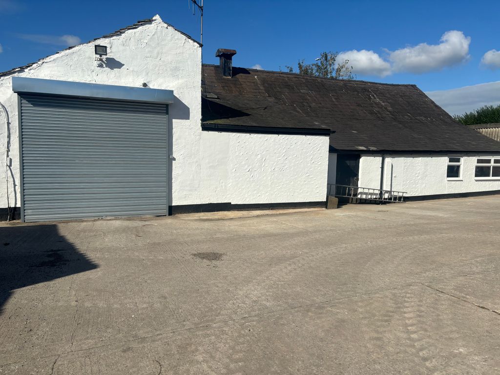 Property photo 2 of 12