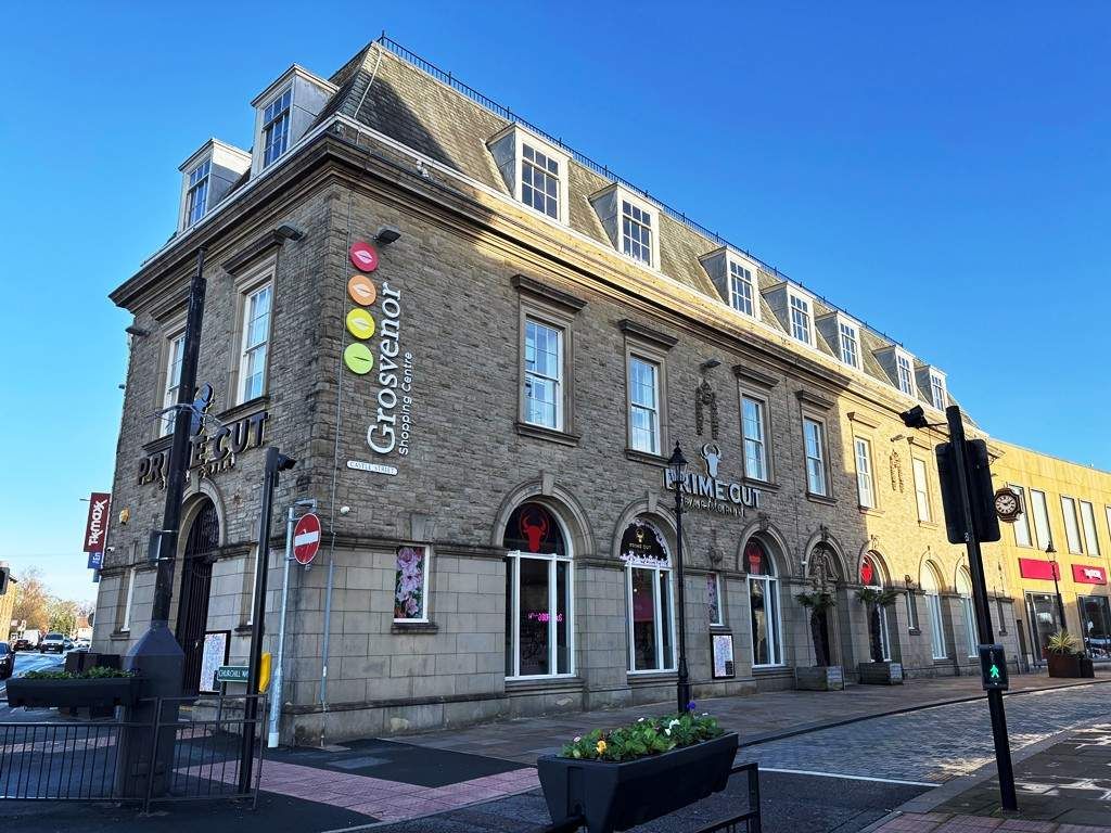 Property photo 2 of 8