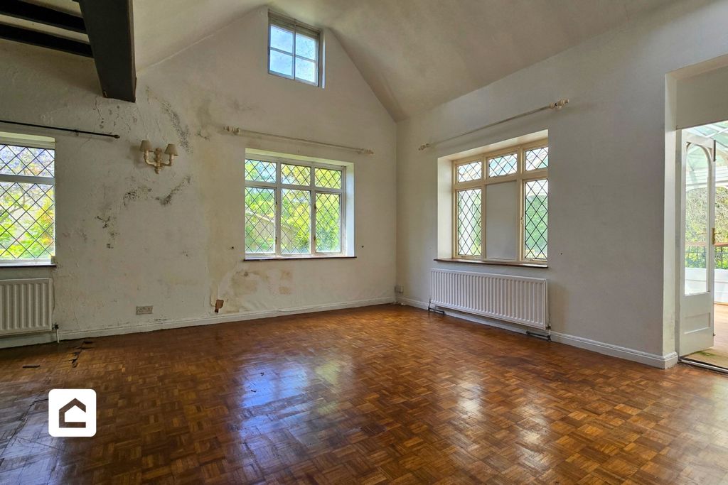 Property photo 3 of 22 3