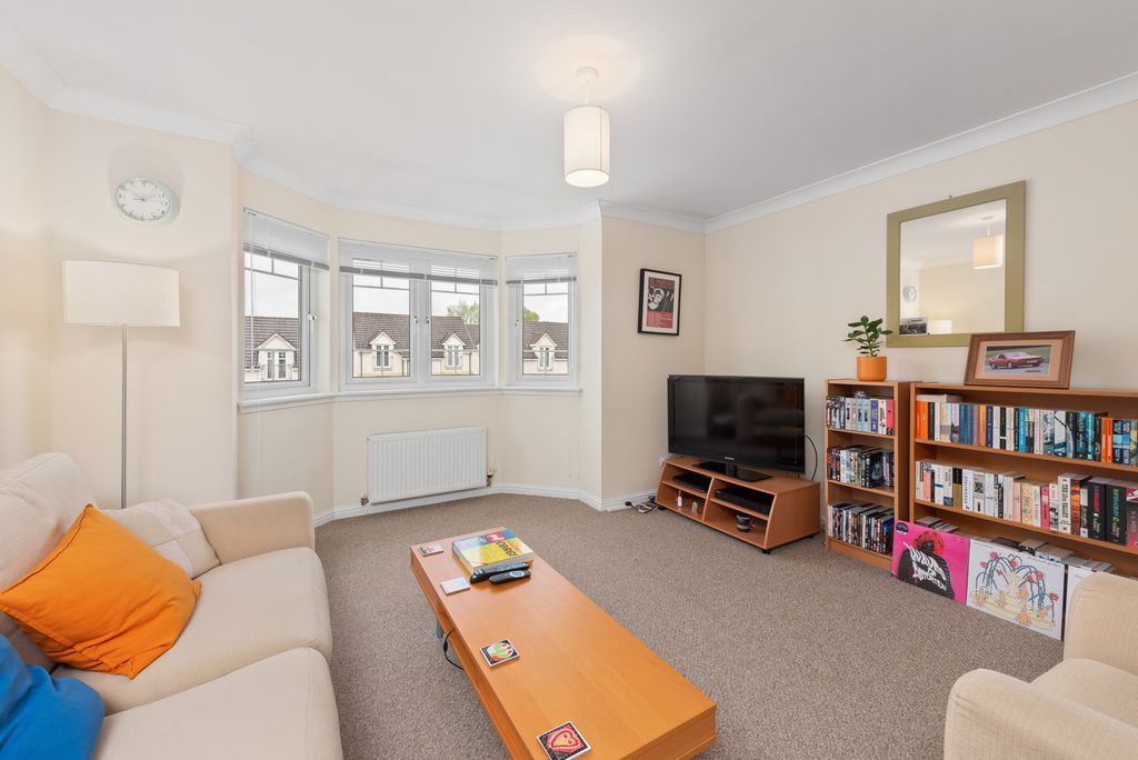 Property photo 3 of 9 334 Leyland Road 05