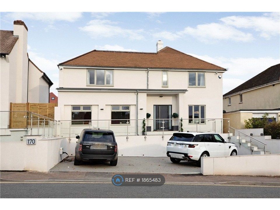 Property photo 1 of 25