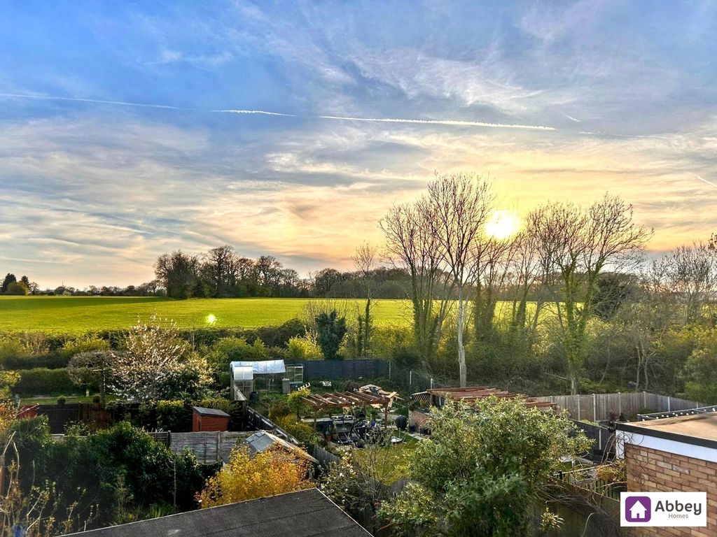 Property photo 1 of 17 Rear Garden View
