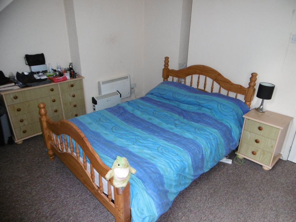 Property photo 3 of 5