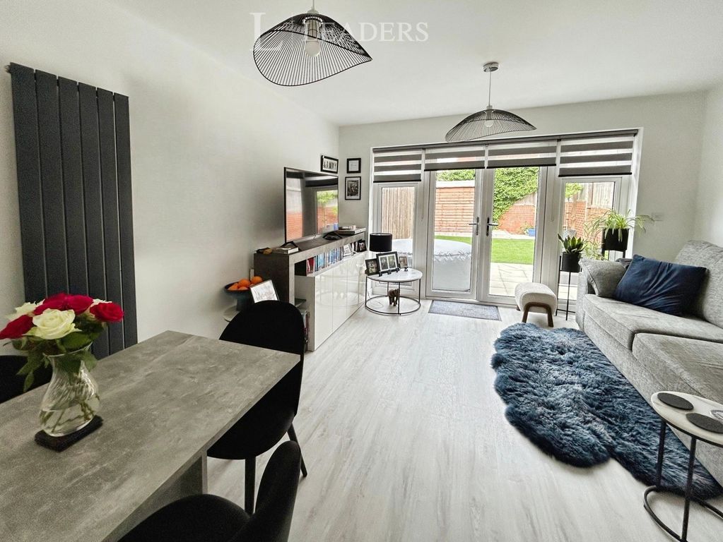 Property photo 2 of 14 Pbox-Img.Jpg