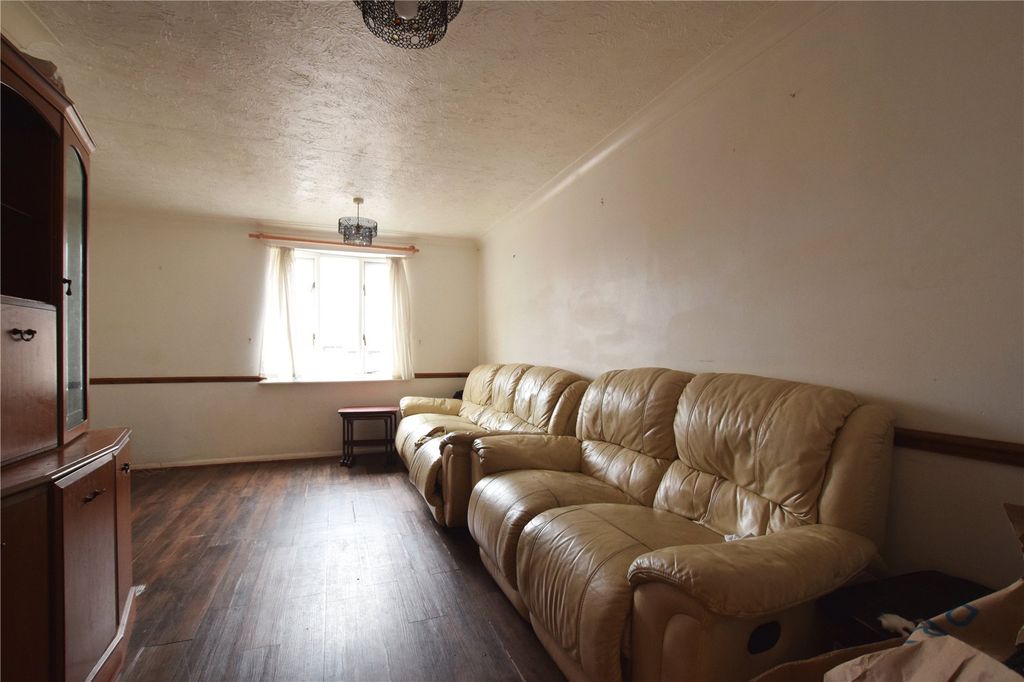 Property photo 3 of 11 Picture No. 10