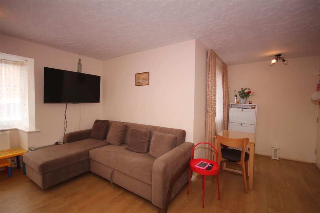 Property photo 2 of 7 Img_2014.Jpg