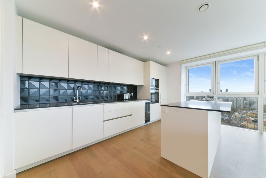 Property photo 3 of 17 Hurlock Heights, Ele
