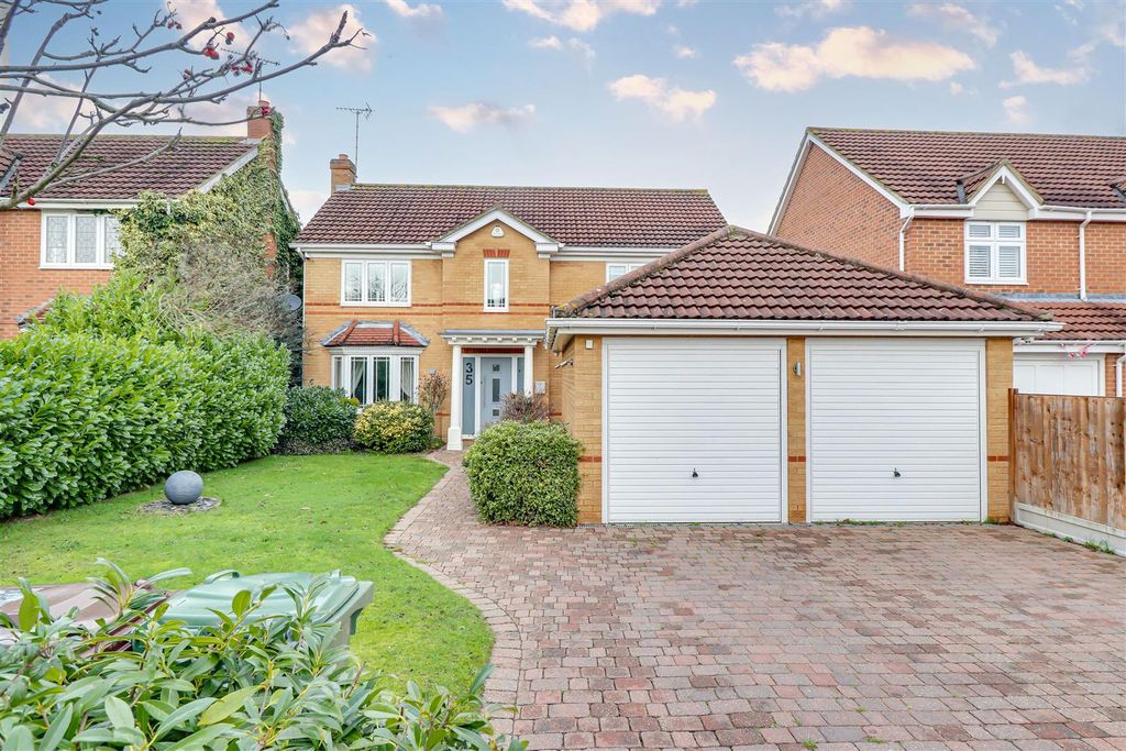 Property photo 1 of 33