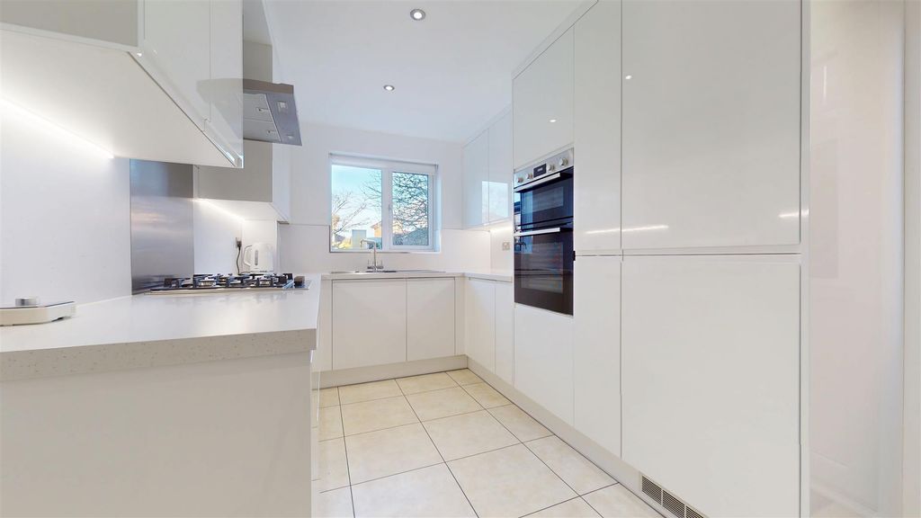 Property photo 3 of 18 01152026_110716.Jpg