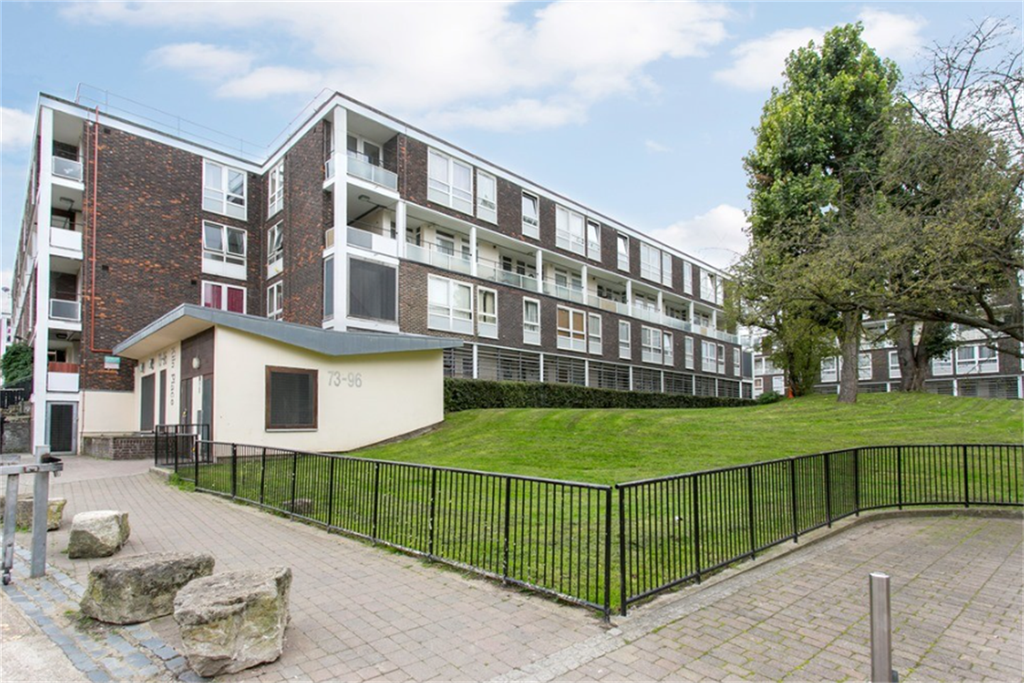 Property photo 3 of 3 Exterior