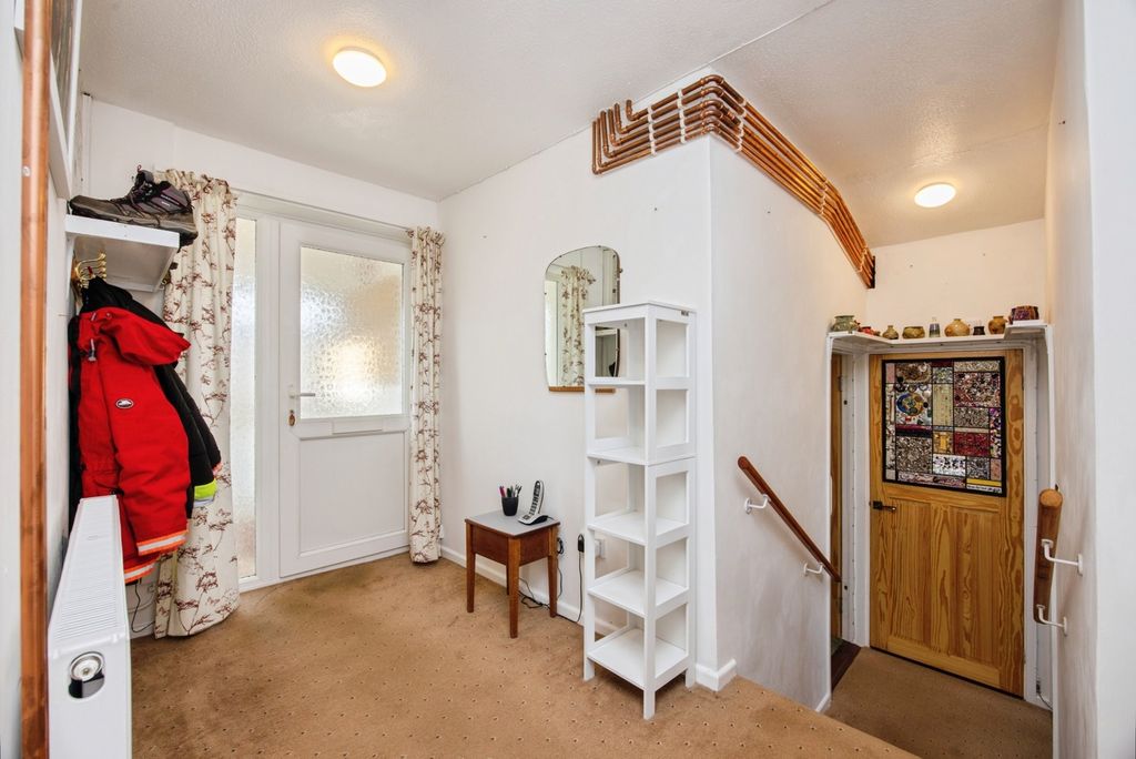 Property photo 2 of 20 Pbox-Img.Jpg