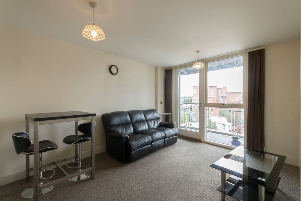 Property photo 2 of 12