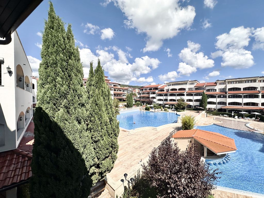 Property photo 2 of 29