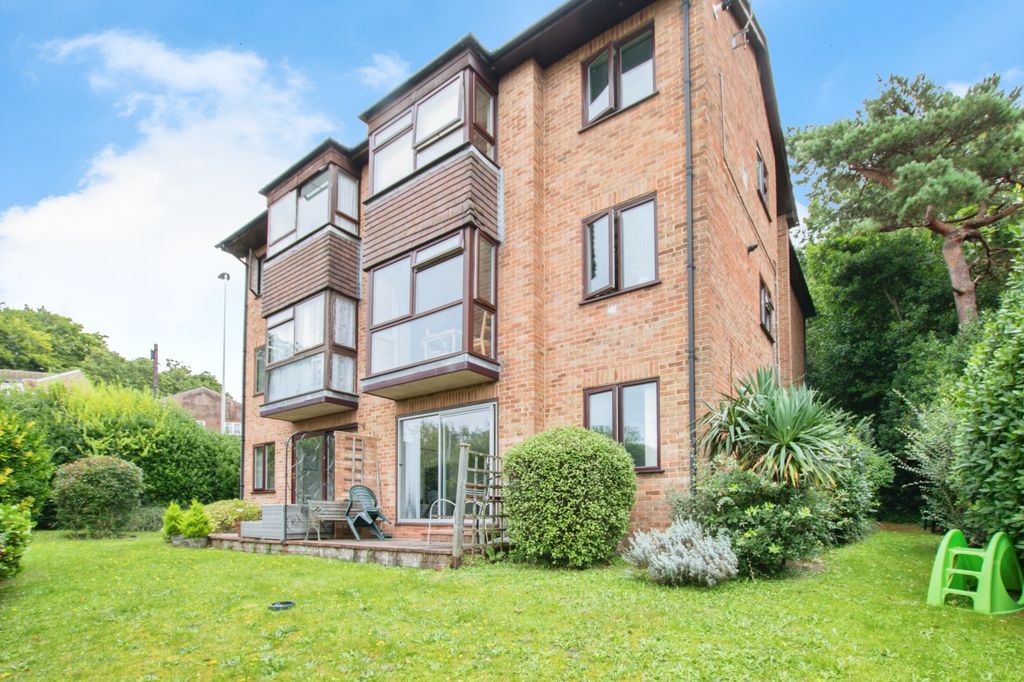 Property photo 1 of 10 Photography