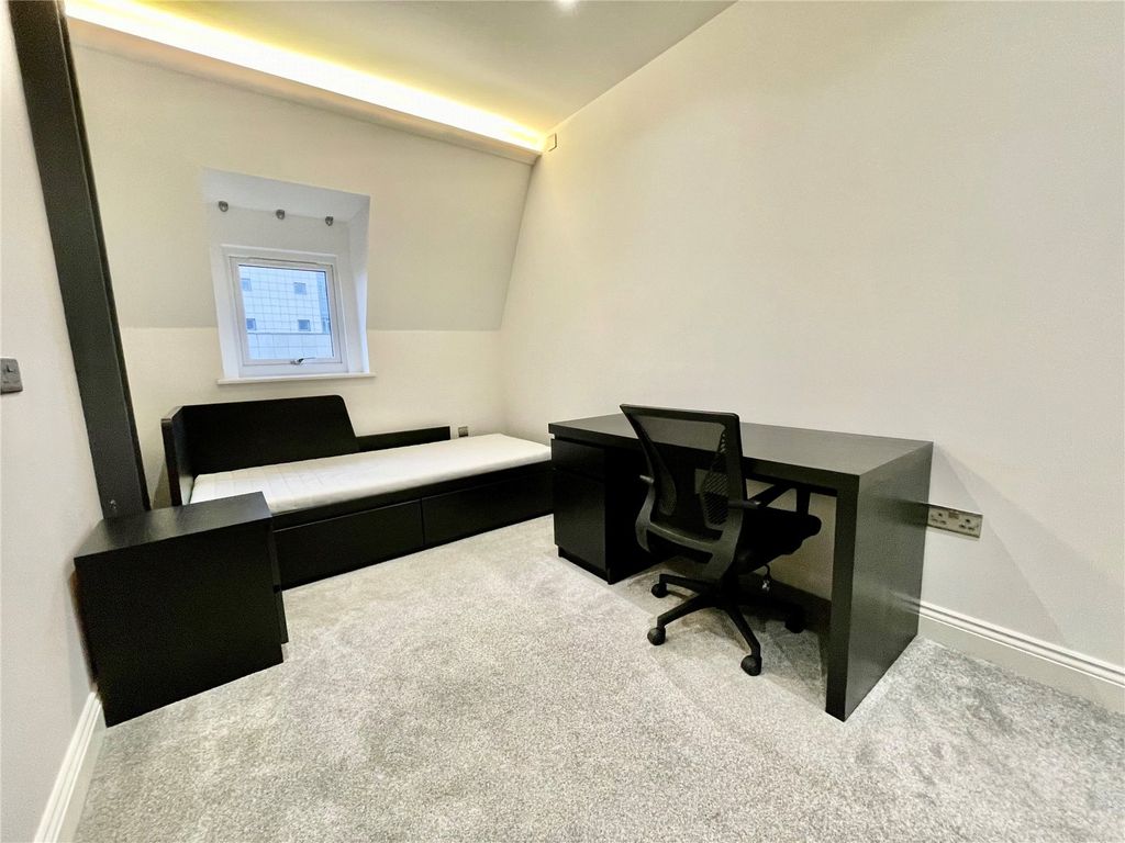Additional image 11 of 2 bed flat for saleCity Bridge Apartments, Glovers Court, Preston, Lancashire PR1