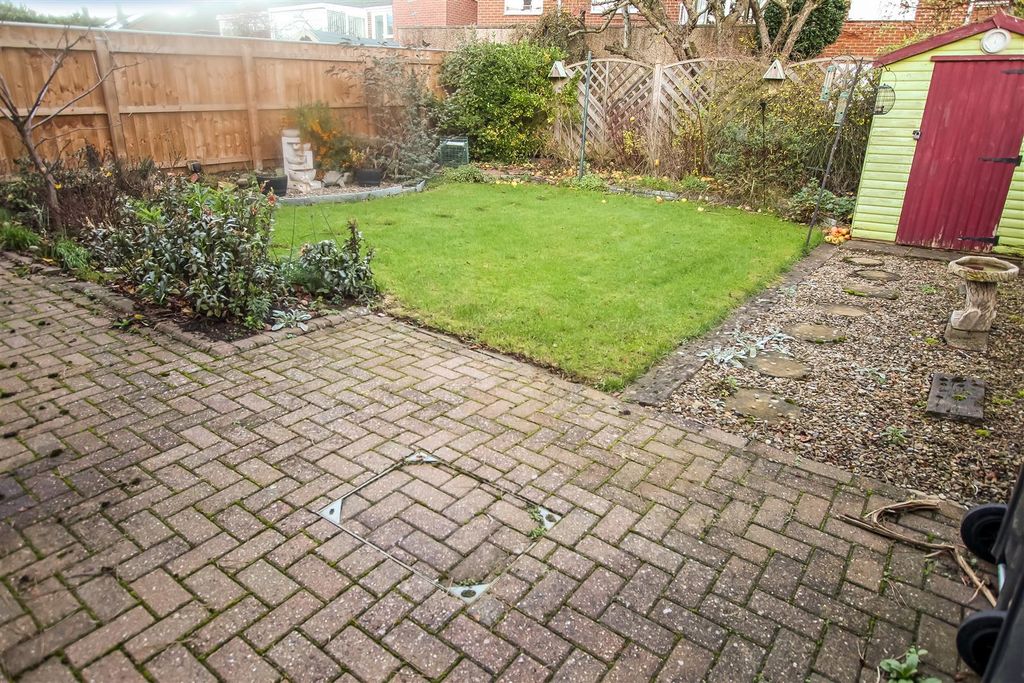 Property photo 2 of 15 Img_4962.Jpg